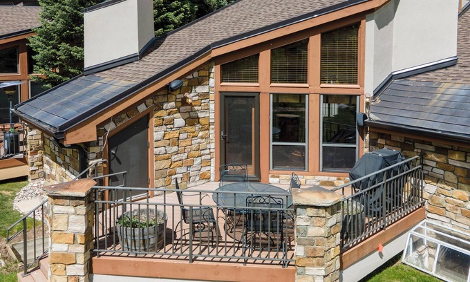 Vail House | East Vail's Premier Creekside Townhome
