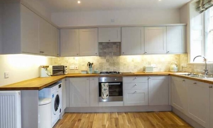 Crewkerne Cottage | East Wing