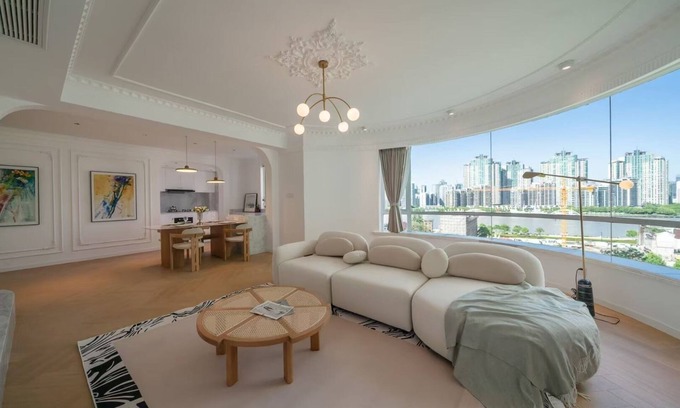 Downtown Shanghai Apartment | Eastern Hub - Simply Luxurious 3Bedroom 4Beds with Bund View