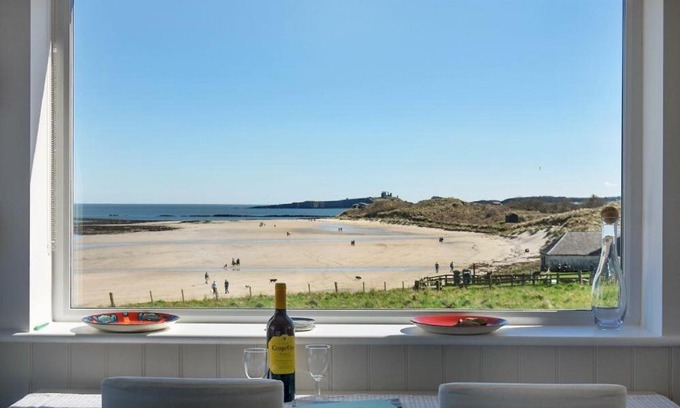 Newton by the Sea House | Eastfield