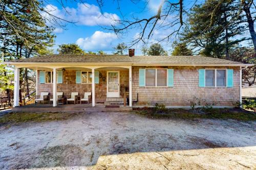 Eastham House | Eastham Glen