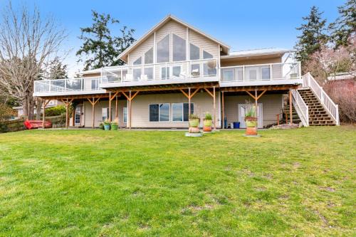 Greenbank House | Eastside Beachside