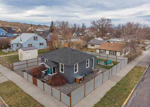 Livingston House | Eastside Bungalow