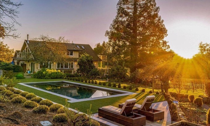 Windsor Other | Eastside Eden | A Wine Country Escape