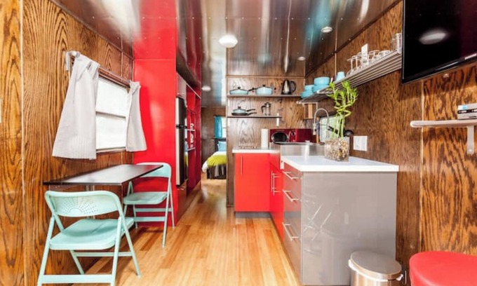 Central East Austin House | Eastside Spartan - Glamping near Downtown & U.T.
