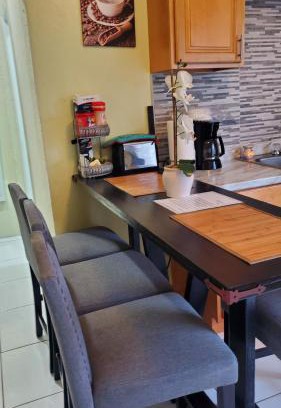 Nassau House | Eastwood Escape