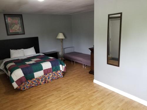 Norwich Hotel | Eastwood Motel
