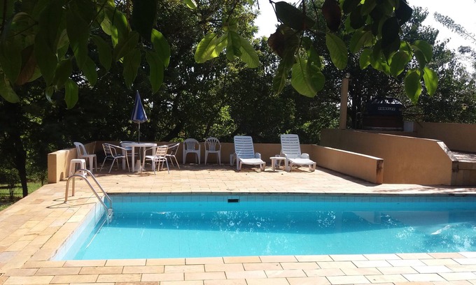 Salto de Pirapora Cottage | Easy access and facilities align themselves for rest