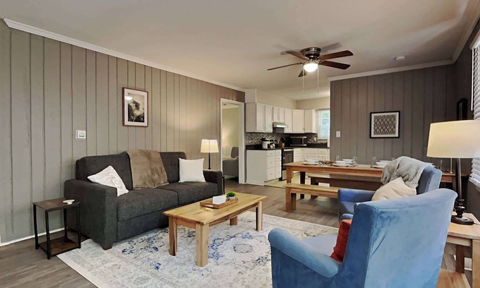 Indianapolis House | Easy Access&Close to Speedway-Capital City Delight