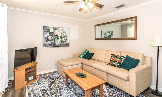 Little Rock House | Easy Access to Everything! - The Westside Nest