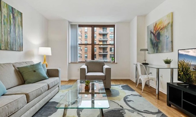 Hoboken Apartment | Easy Access to Manhattan | Near NYC 1BR w/PATH, Bus & Ferry
