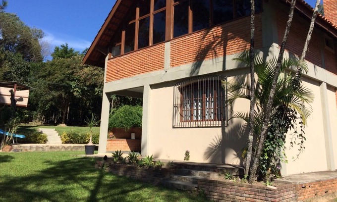 Aracoiaba da Serra Cottage | Easy to reach country house, great for kids
