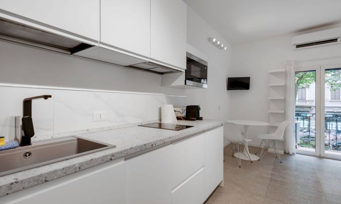 Guastalla Apartment | Easylife - Beautiful studio at 10 mins from Duomo