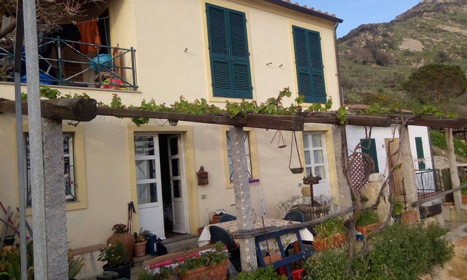 Chiessi House | EBATE SEA VIEW APARTMENT
