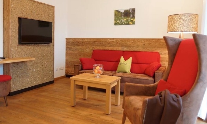 Burglengenfeld Apartment | Ebenerdige Ferienwohnung inkl. Terrasse mit Abendsonne
