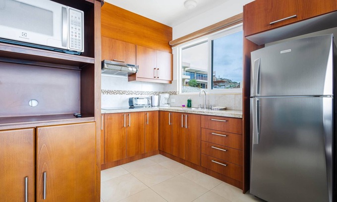 Manta Apartment | Beso del Sol - "Briza" 2-Bedroom Beachfront Apartment