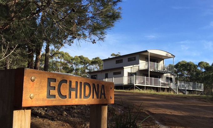 North Bruny House | Echidna on Bruny, luxury within island bushland