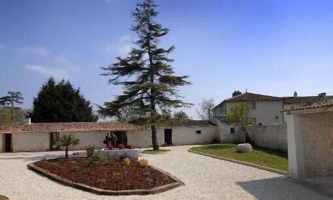 Echillais Cottage | Echillais Cottage Rental - Farm Charentais In Seaside