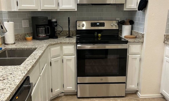 Euless House | Eclectic Enclave - DFW Airport