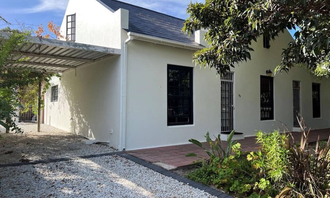 Eastcliff House | Eclectic House in Hermanus