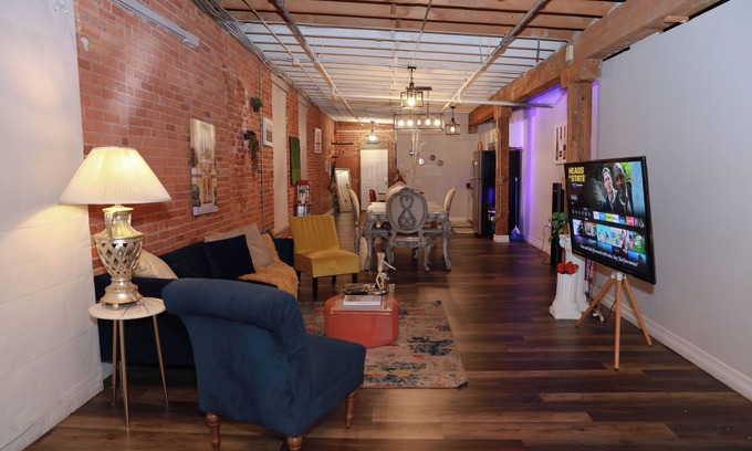 Detroit Apartment | Eclectic Industrial Loft in Detroit's Corktown + Free Parking