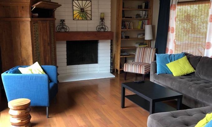 Old Towne House | Eclectic Private Home With Backyard Sanctuary And Pool In Seal Beach