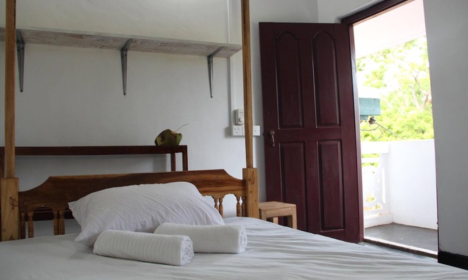 Manmunai North House | ECO FRIENDLY & AUTHENTIC HOLIDAY HOUSE