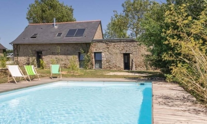 La Chapelle-Saint-Sauveur Cottage | Eco-Friendly Retreat with Saltwater Pool, Near Loire and Angers