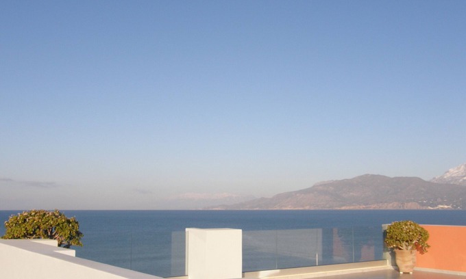 Kalamaki Apartment | Eco-friendly vacation apartment right by the sea