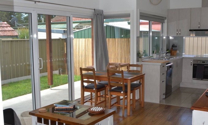 Umina Beach House | ECO House 6 minutes walk to the beach