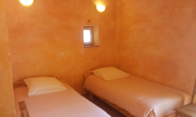 Venterol House | Ecological guesthouse Tallard- Gap-Serre Ponçon: Adonis