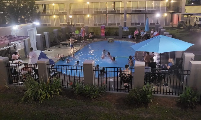 Andalusia Hotel | Econo Lodge Andalusia