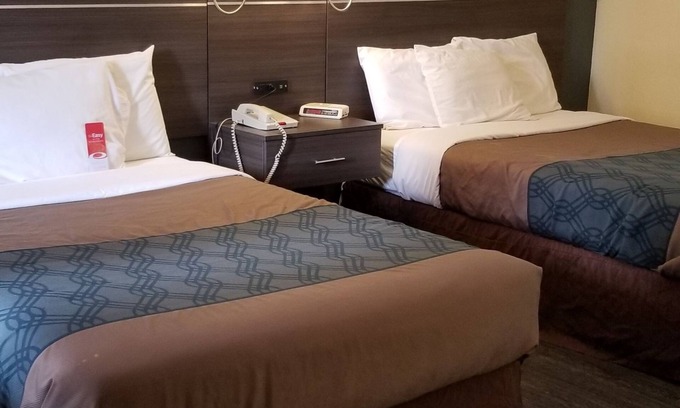 Brattleboro Hotel | Econo Lodge Brattleboro