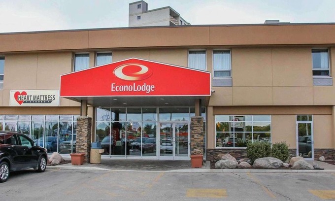 Winnipeg Cabin | Econo Lodge