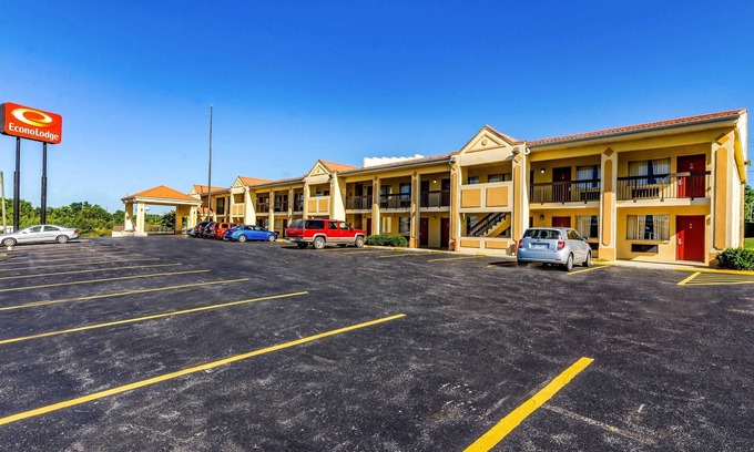 Christiansburg Hotel | Econo Lodge Christiansburg-Blacksburg I-81
