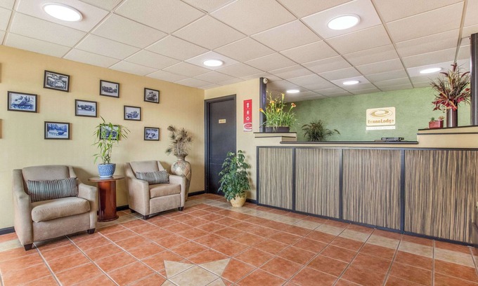 Radcliff Hotel | Econo Lodge Fort Knox