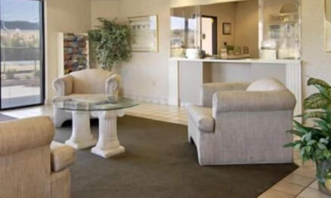 Franklin Hotel | Econo Lodge Franklin