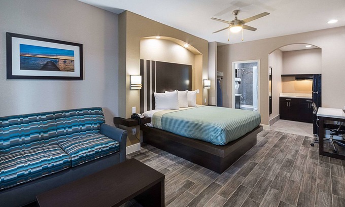 FM 1960 Hotel | Econo Lodge Inn & Suites Houston NW - CY - Fair