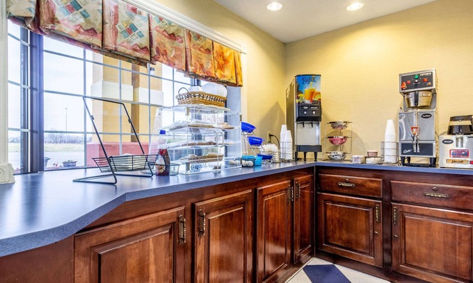 Berea Hotel | Econo Lodge
