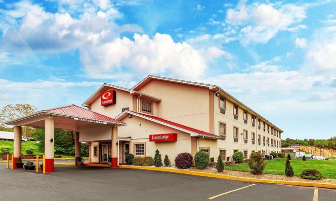 Rome Cabin | Econo Lodge