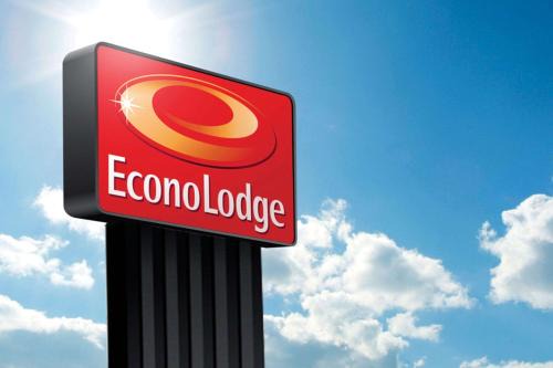 Sonora Cabin | Econo Lodge