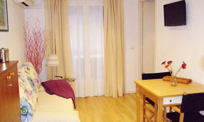 El Raval Apartment | Economic Rambla Suites