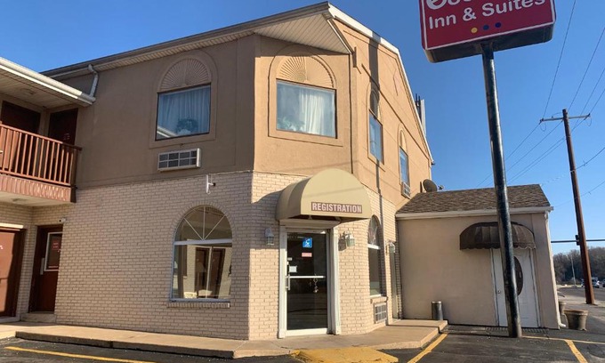 Hannibal Hotel | Economy Inn & Suites