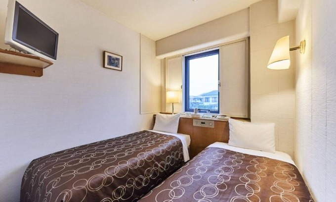 Urayasu Hotel | Economy Twin Smoking Welcome drink and VOD viewi/Urayasu Chiba