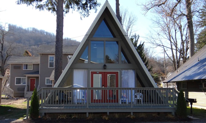 Ellicottville Cabin | Edelweiss Lodge