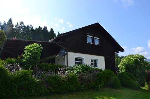 Gloednitz House | Eden Apartment