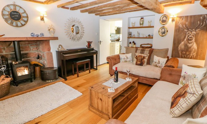 Appleby-in-Westmorland Cottage | EDEN COTTAGE, pet friendly, with open fire in Appleby-In-Westmorland