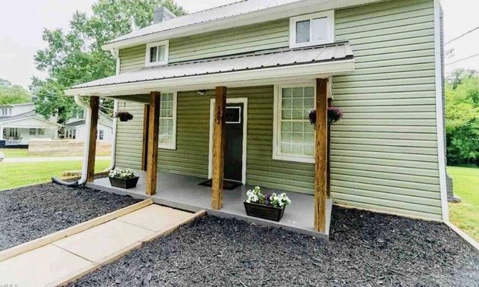 Eden House | Eden Getaway