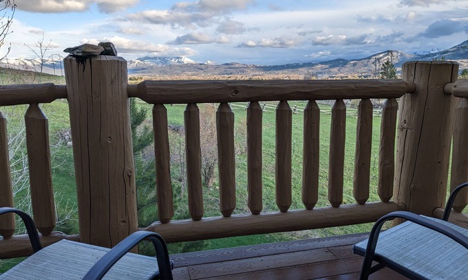 Eden Condo | Eden/Powder Mountain/Snowbasin: mountain getaway, skiing, hiking, biking, golf