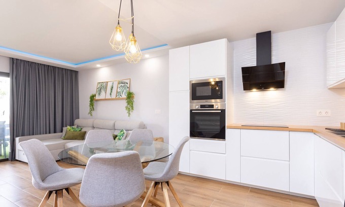 Las Galletas Apartment | EDEN RENTALS Green Oasis in Amarilla Golf